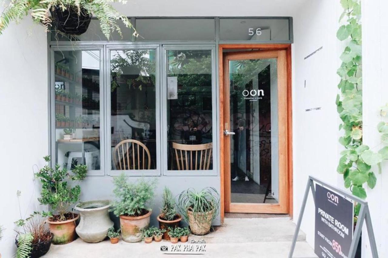 Auberge de jeunesse Oon Poshtel X Cafe à Chiang Mai Extérieur photo