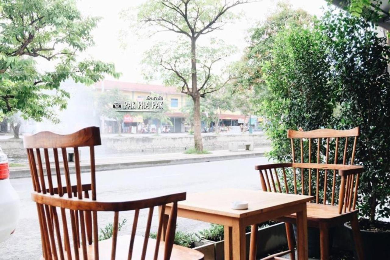 Auberge de jeunesse Oon Poshtel X Cafe à Chiang Mai Extérieur photo